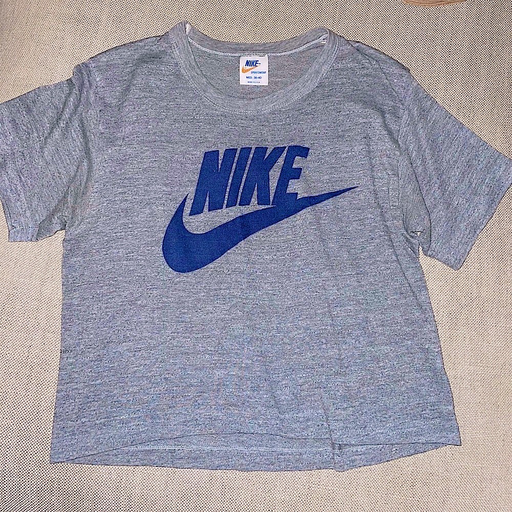Vintage RARE Nike Tshirt - Picture 2 of 5